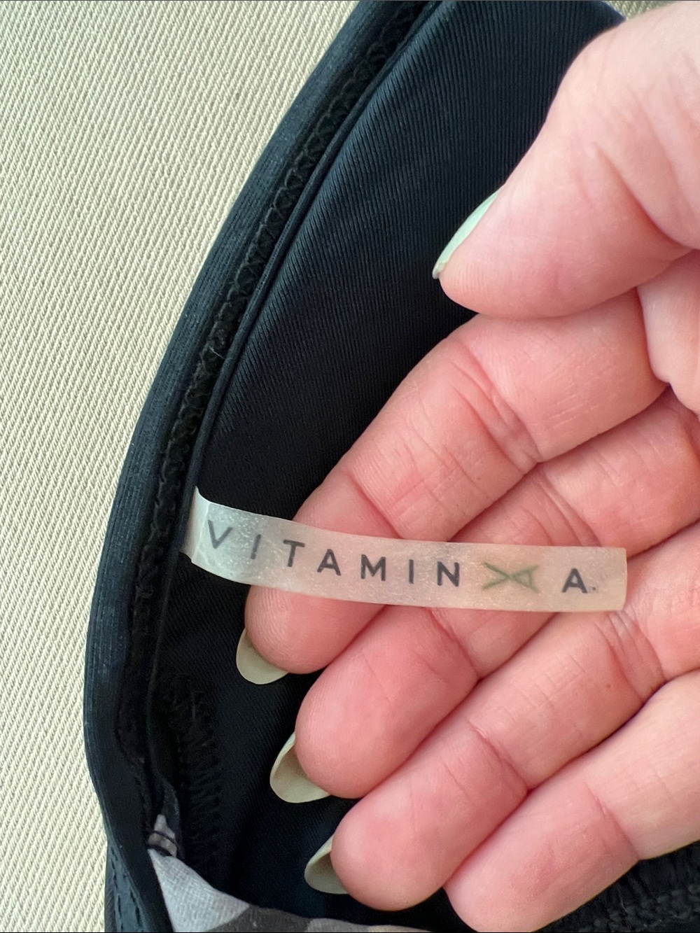 Vitamin A Sportif Rothko Top - Picture 4 of 13